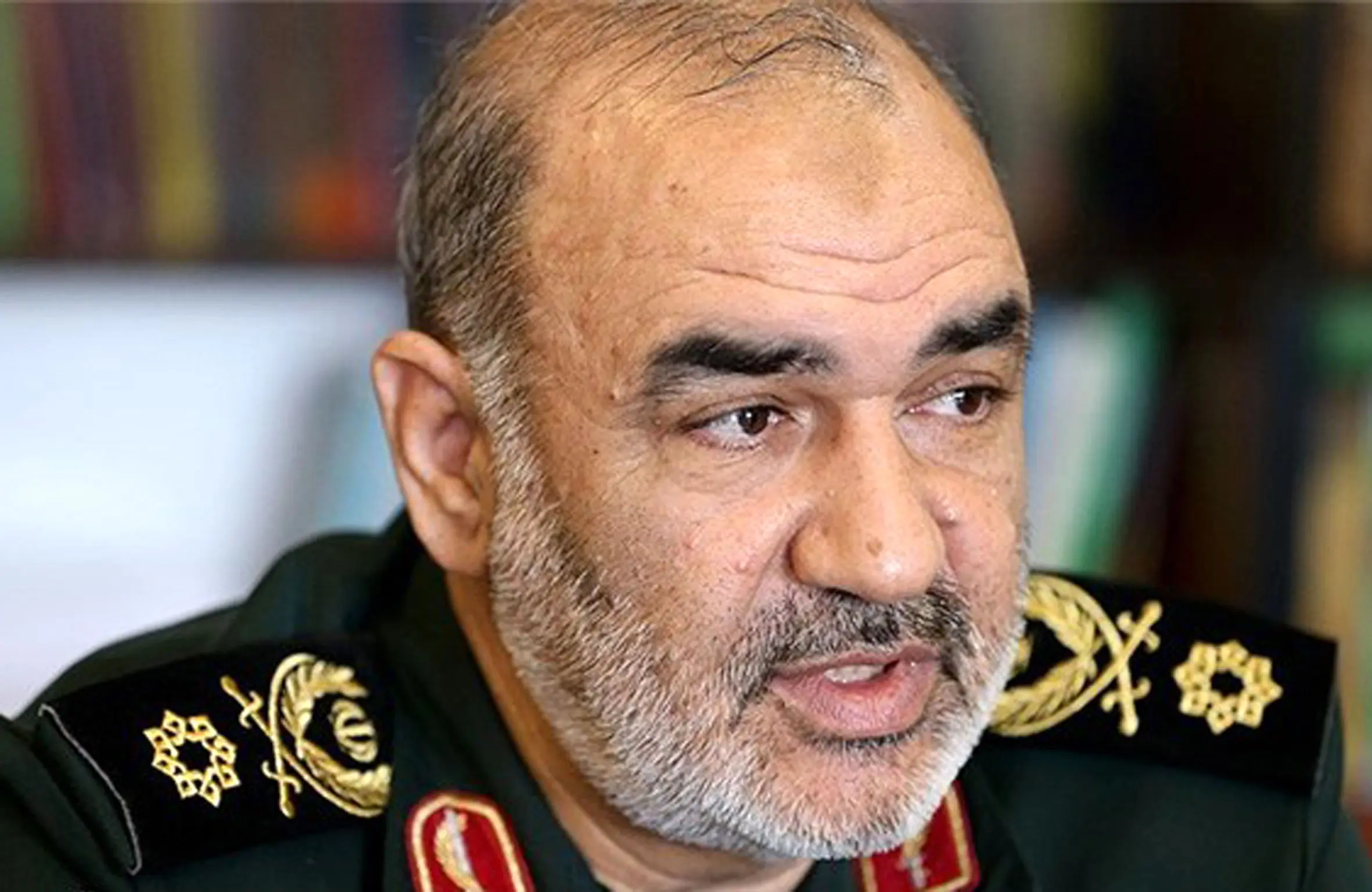 سردار سلامی تسلیم را باور نداریم